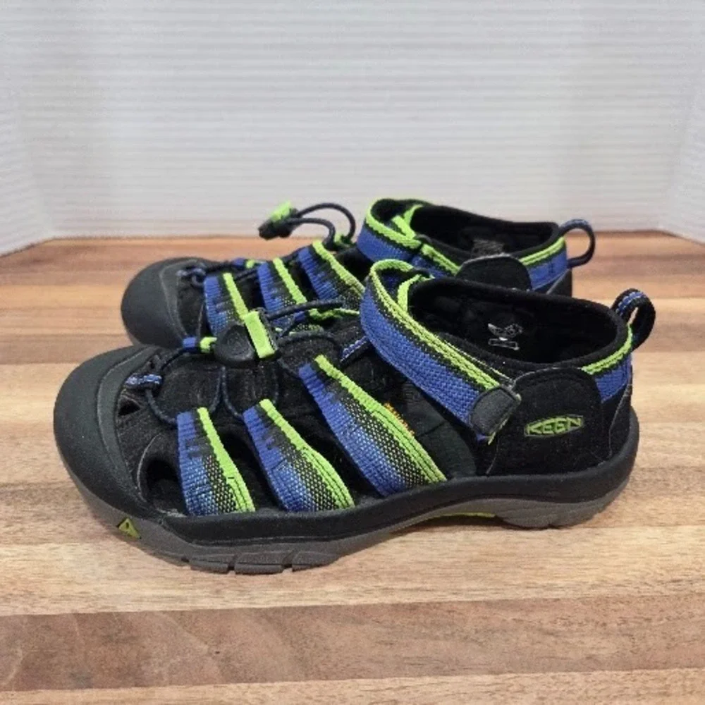 KEEN Newport Neo H2 Big Kids‎ Size 3 Youth Water Hiking Sandals Black Blue Green